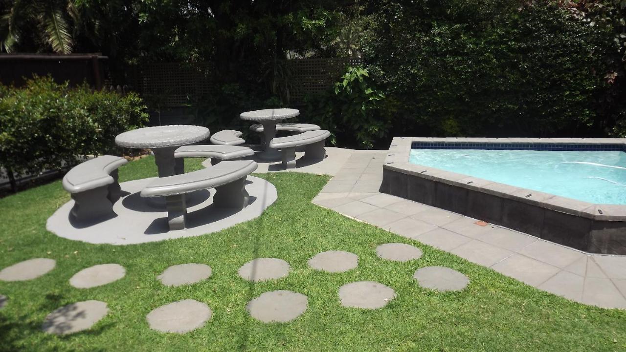 Akidogo Guest House Durban Exteriör bild